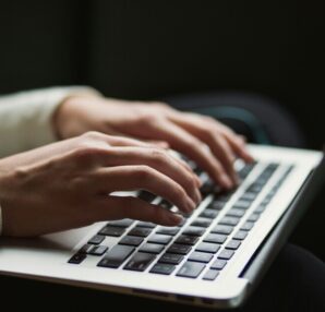 how retirees can earn from blogging