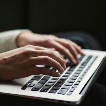 how retirees can earn from blogging